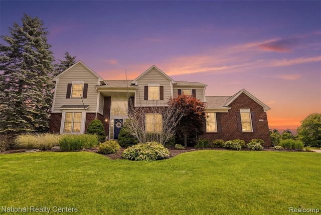 23431 Winged Foot Way, South Lyon, MI 48178