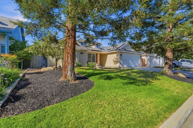 5806 W El Paso, Fresno, CA 93722