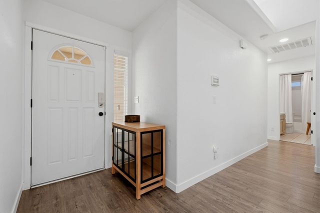 5806 W El Paso, Fresno, CA 93722