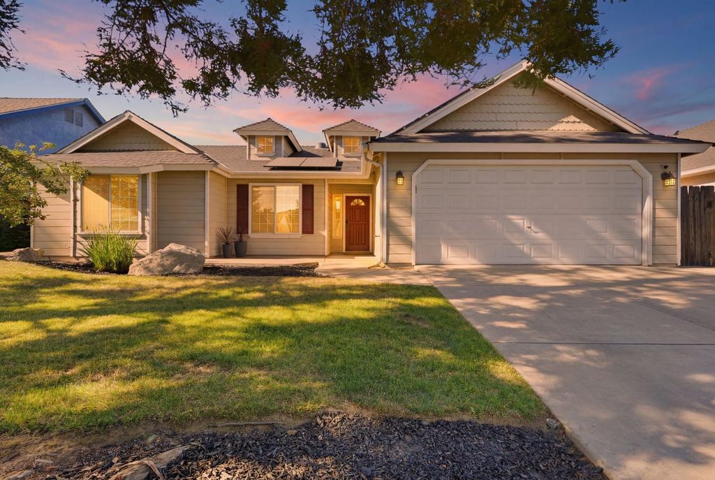 5806 W El Paso, Fresno, CA 93722