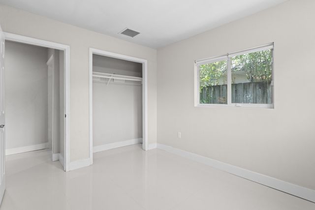1519-1521 NW 8th Avenue, Fort Lauderdale, FL 33311