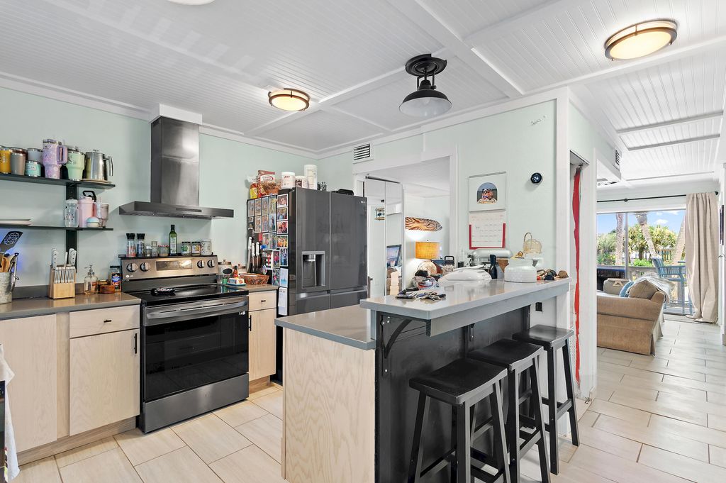Image 5 of property listing at 501 Gulf Shore Drive UNIT 9, Destin, FL 32541