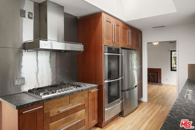 12601 Woodbine Street, Los Angeles, CA 90066