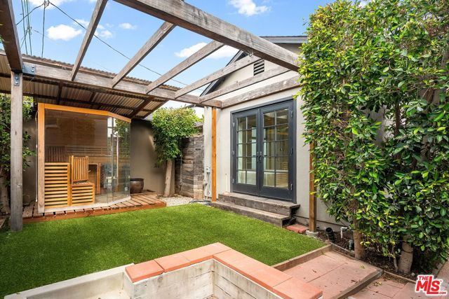 12601 Woodbine Street, Los Angeles, CA 90066