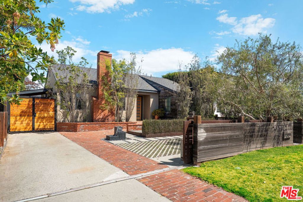 12601 Woodbine Street, Los Angeles, CA 90066