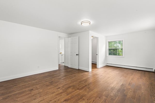 845 Washington St, Easton, MA 02375