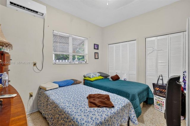 2815 NW 14th Street, Miami, FL 33125