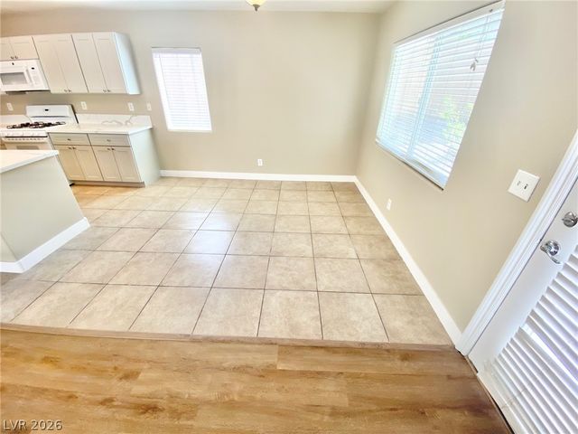 249 Soggy Ruff Way, Las Vegas, NV 89148