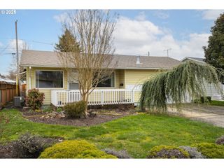 1383 THOMPSON Rd, Woodburn, OR 97071