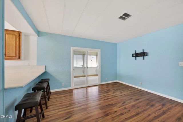 98 Begonia 98, Ventura, CA 93004