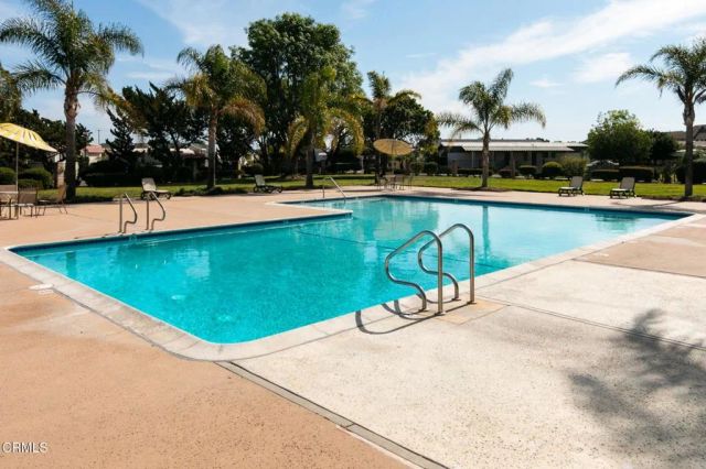 98 Begonia 98, Ventura, CA 93004