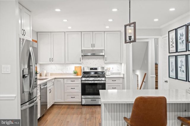8403 W BOULEVARD DR, Alexandria, VA 22308