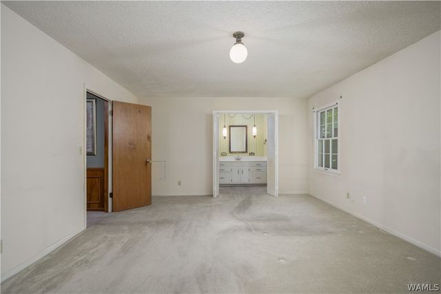 5602 Inverness, Northport, AL 35473