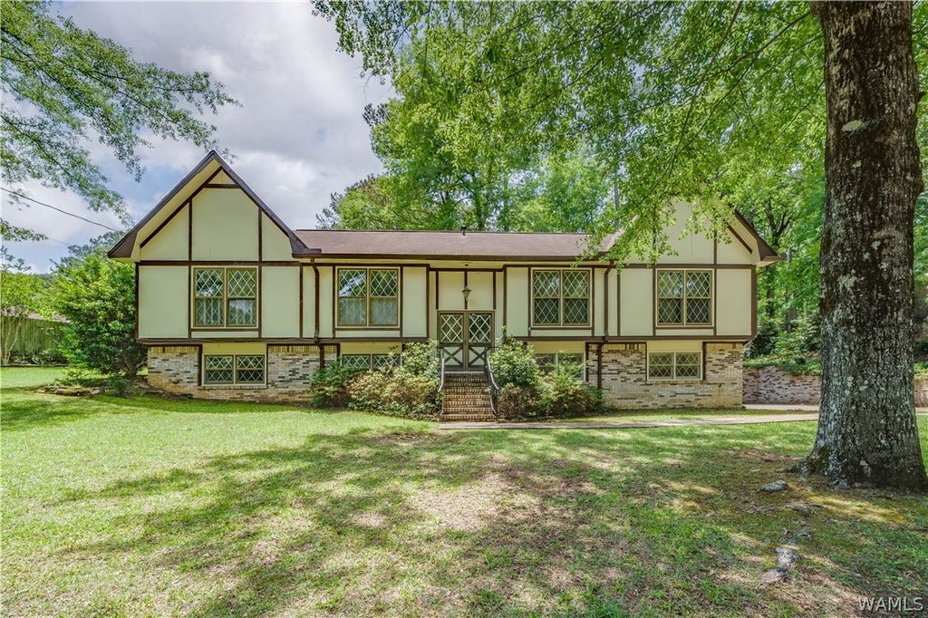 5602 Inverness, Northport, AL 35473