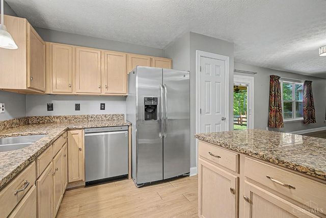 13 Wooded Ridge Drive, Batavia Twp, OH 45102