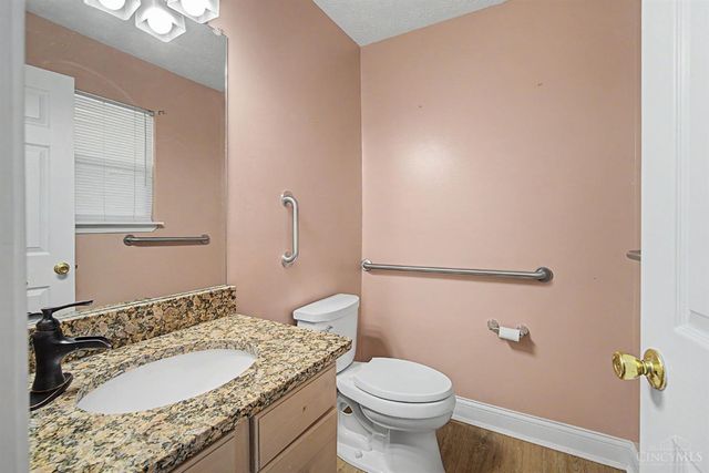 13 Wooded Ridge Drive, Batavia Twp, OH 45102