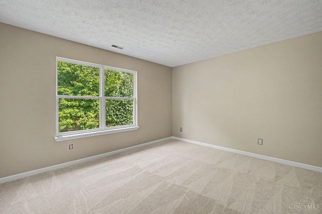 13 Wooded Ridge Drive, Batavia Twp, OH 45102