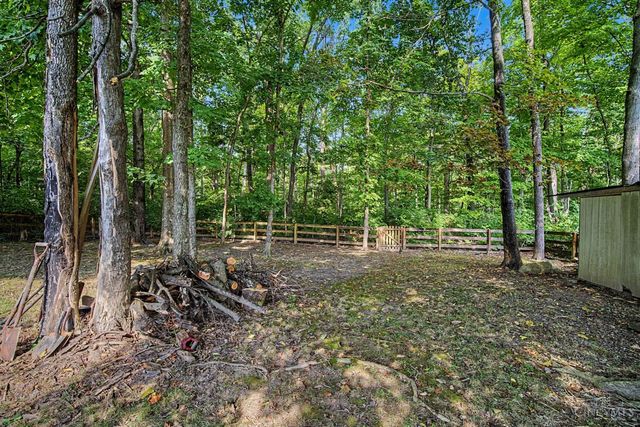 13 Wooded Ridge Drive, Batavia Twp, OH 45102