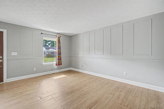 13 Wooded Ridge Drive, Batavia Twp, OH 45102