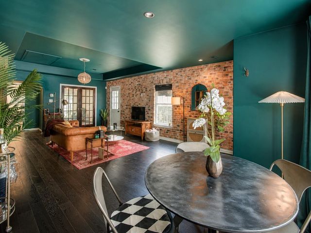 8647 Suburban Oaks Road, Houston, TX 77093