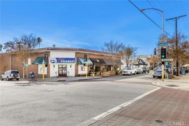 1323 5th Street, Glendale, CA 91201