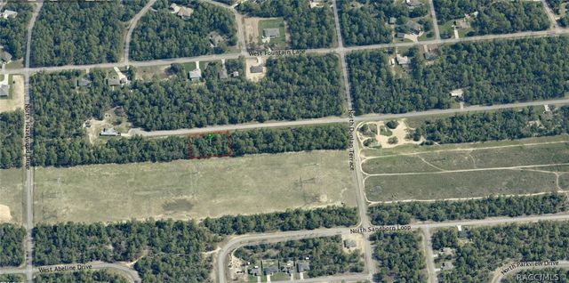 6925 N Fountainhead Drive, Citrus Springs, FL 34433