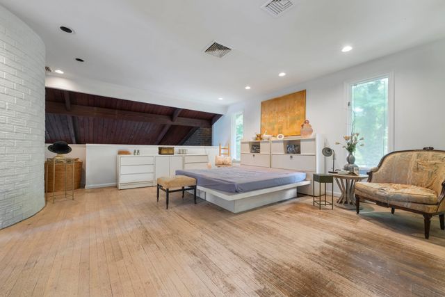 5250 ARLINGTON Avenue, New York City, NY 10471