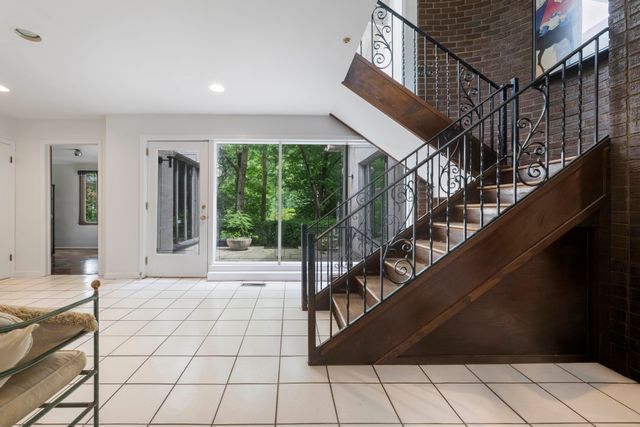 5250 ARLINGTON Avenue, New York City, NY 10471