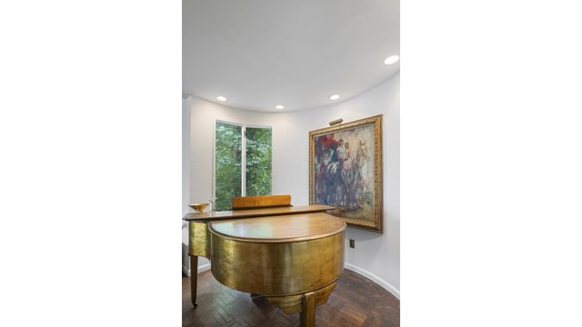 5250 ARLINGTON Avenue, New York City, NY 10471