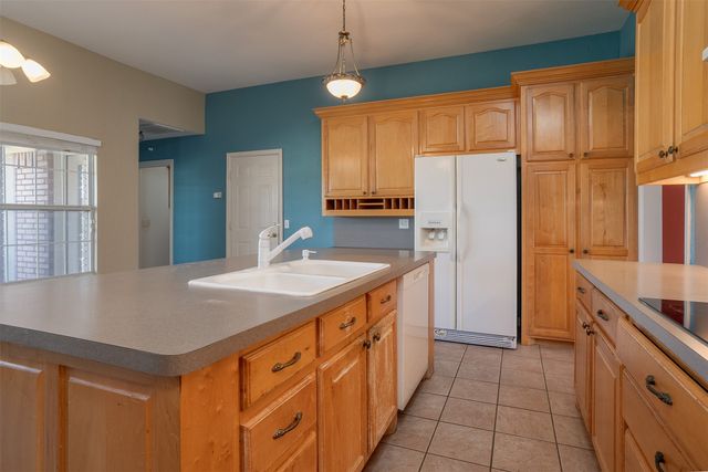 3813 Ponderosa Circle, Cleburne, TX 76031