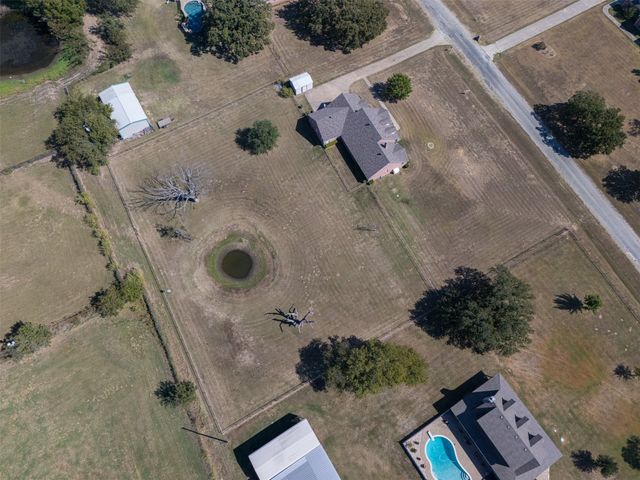 3813 Ponderosa Circle, Cleburne, TX 76031