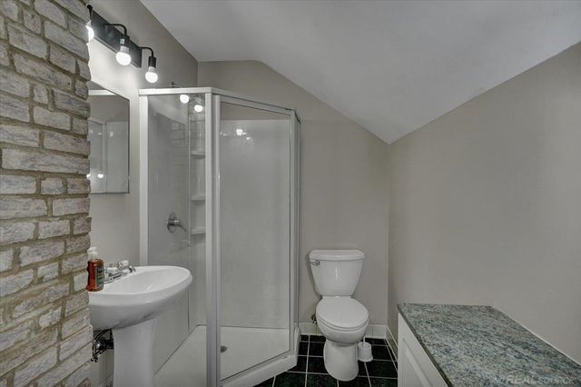 165 Washington Street, Mt Clemens, MI 48043