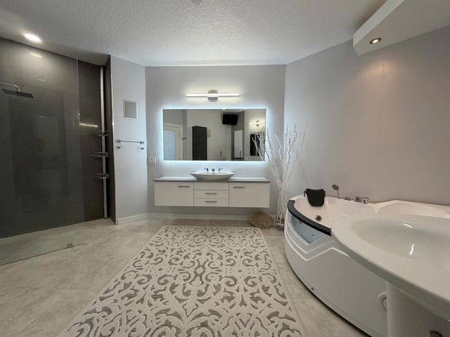 3880 N Highway A1a 104, Hutchinson Island, FL 34949