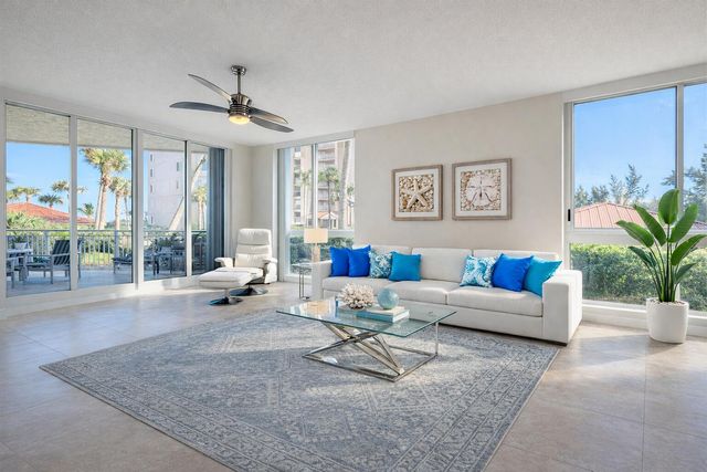 3880 N Highway A1a 104, Hutchinson Island, FL 34949