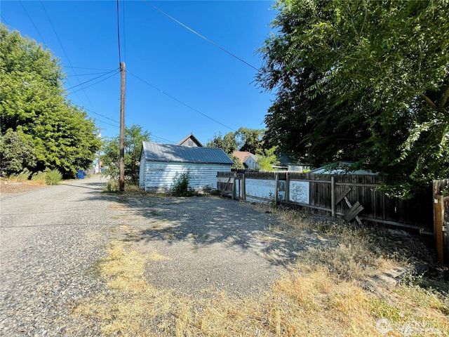 311 W University Way, Ellensburg, WA 98926