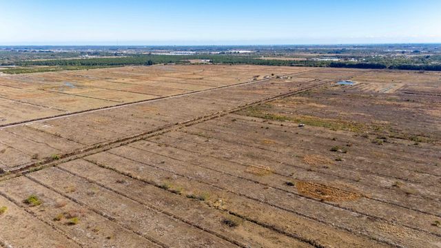 2475 S Ffa Road, Fort Pierce, FL 34945