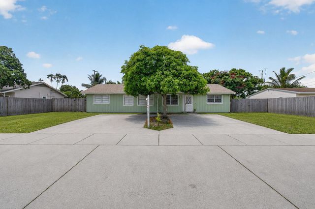 3088 Prince Drive, Lake Worth, FL 33461