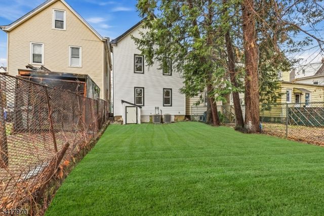 87 Semel Ave, Garfield City, NJ 07026