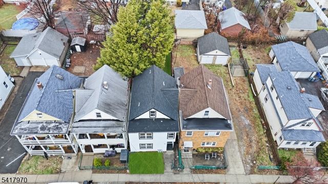 87 Semel Ave, Garfield City, NJ 07026