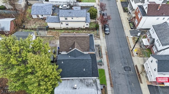 87 Semel Ave, Garfield City, NJ 07026