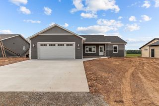 2061 WHITE DOVE LANE, Kaukauna, WI 54130