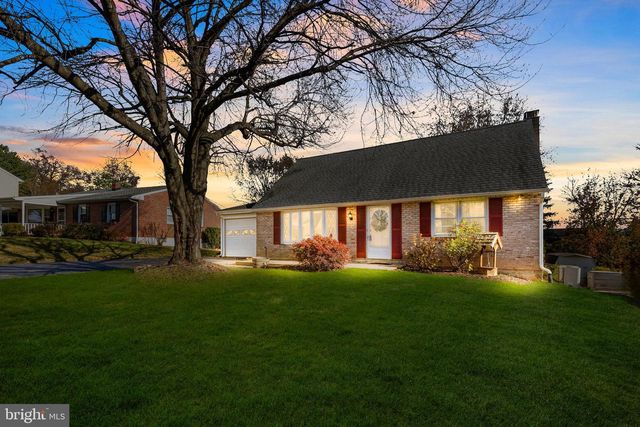 63 QUAKER HILLS RD, Lancaster, PA 17603