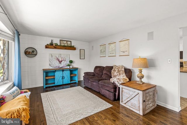 63 QUAKER HILLS RD, Lancaster, PA 17603