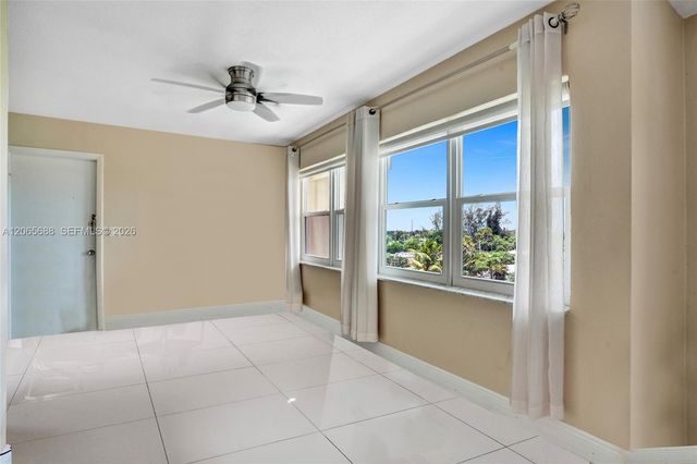 215 SE 3rd Avenue 501C, Hallandale Beach, FL 33009