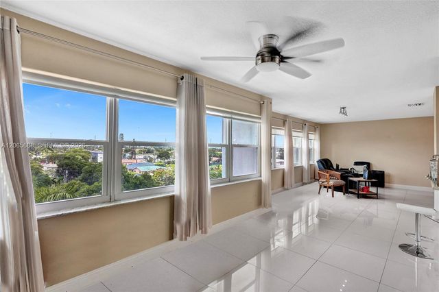215 SE 3rd Avenue 501C, Hallandale Beach, FL 33009