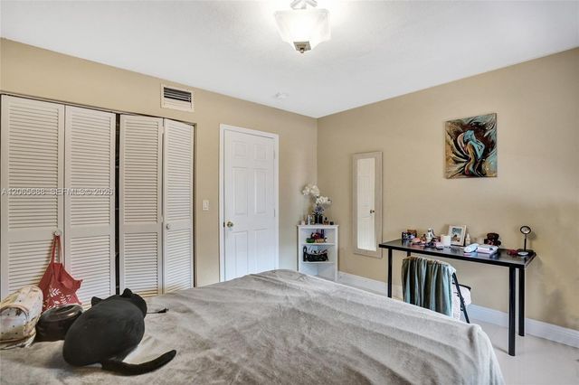 215 SE 3rd Avenue 501C, Hallandale Beach, FL 33009