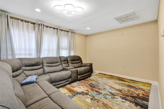 215 SE 3rd Avenue 501C, Hallandale Beach, FL 33009