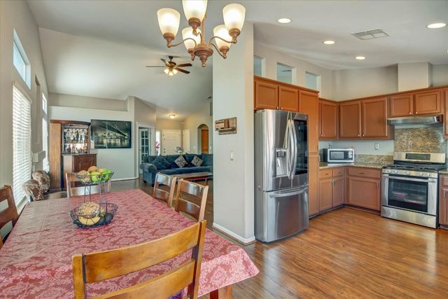 1093 Lambdin Street, Manteca, CA 95336