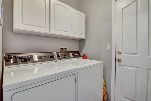 1093 Lambdin Street, Manteca, CA 95336