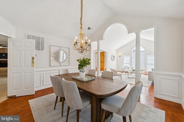 8410 COPPERLEAF CT, Fairfax Station, VA 22039